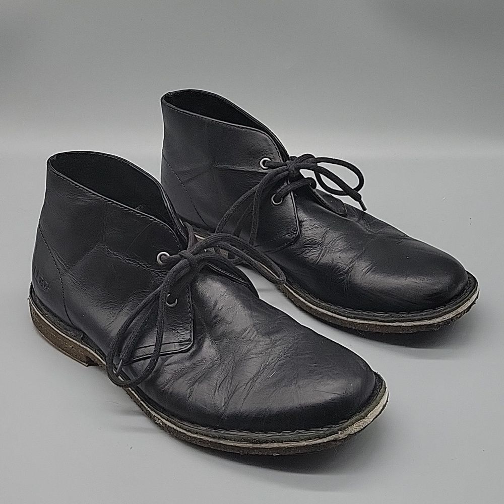 UGG 3275 Leighton Chukka Black Leather Ankle Winter Mens Boots Size 8.5